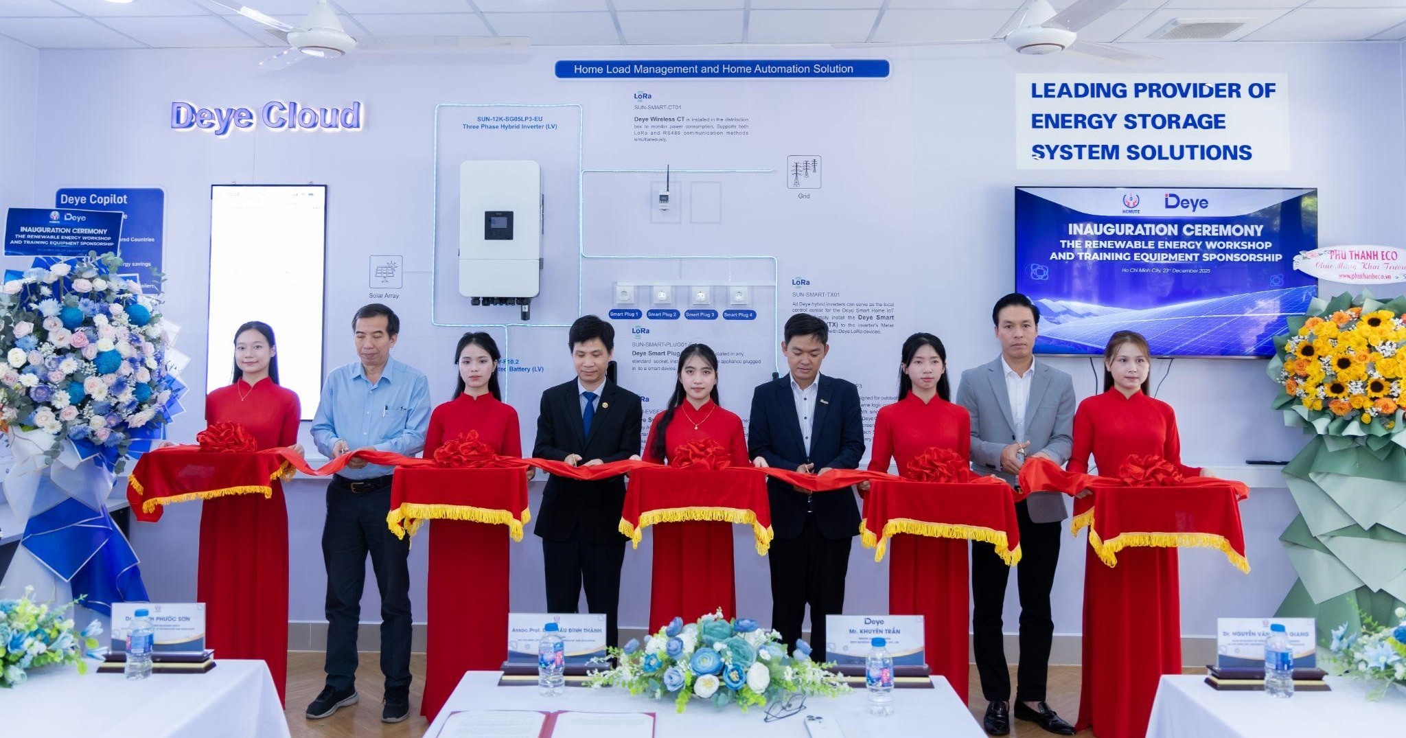 HCMUTE khánh thành phòng thí nghiệm Năng lượng điện Mặt trời, thúc đẩy đào tạo và nghiên cứu lĩnh vực năng lượng tái tạo
