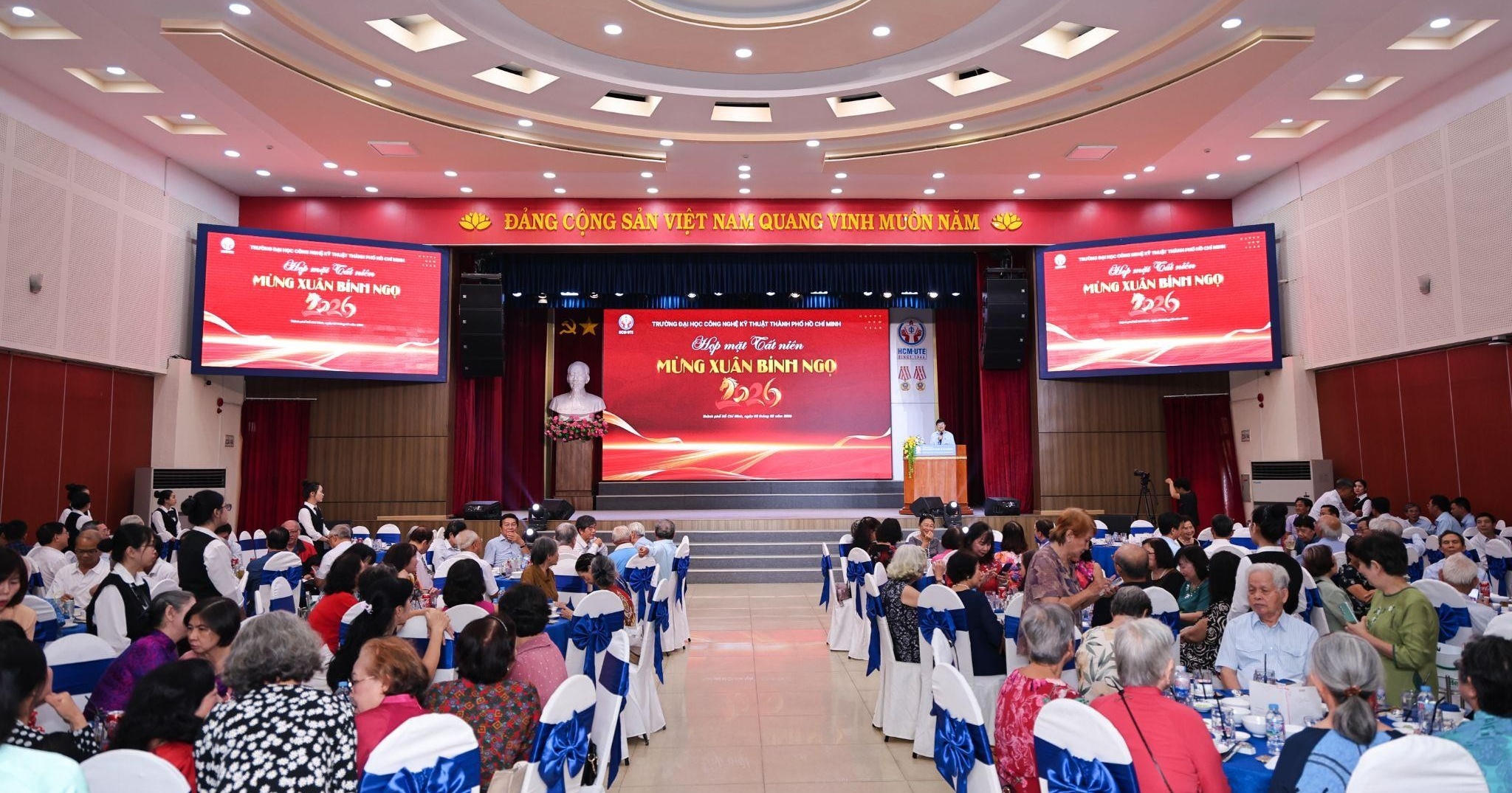 HCM-UTE họp mặt tất niên cựu giáo chức nhân dịp Xuân Bính Ngọ năm 2026