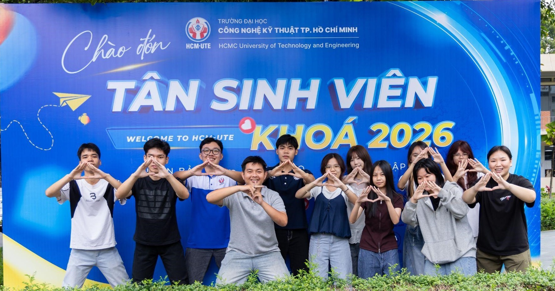 Hơn 8000 tân sinh viên khoá 2026 nhập học tại HCM-UTE