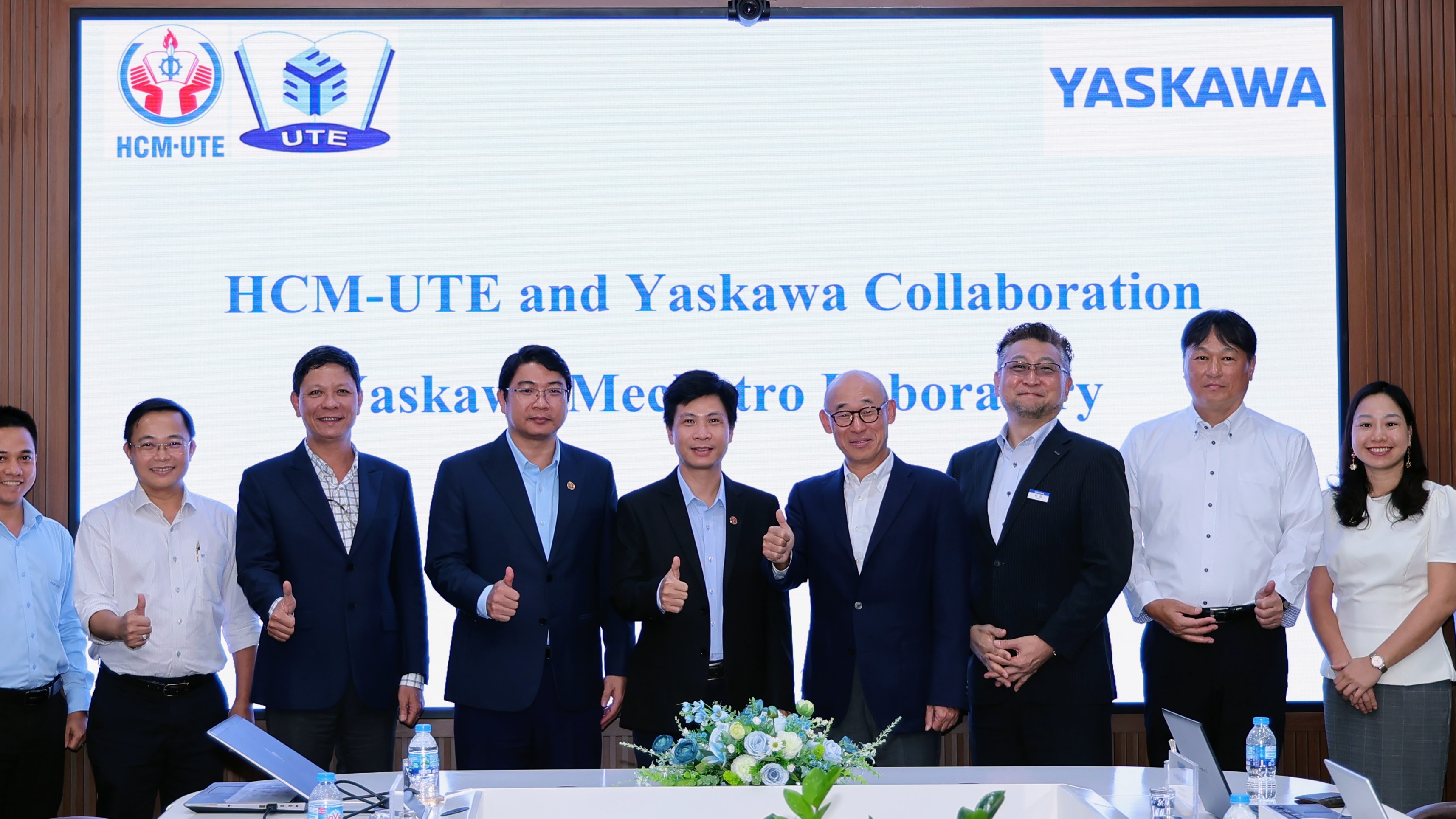 HCM-UTE làm việc với Tập đoàn Yaskawa, tổng kết hai năm vận hành Yaskawa Mechatro Lab và định hướng giai đoạn 2